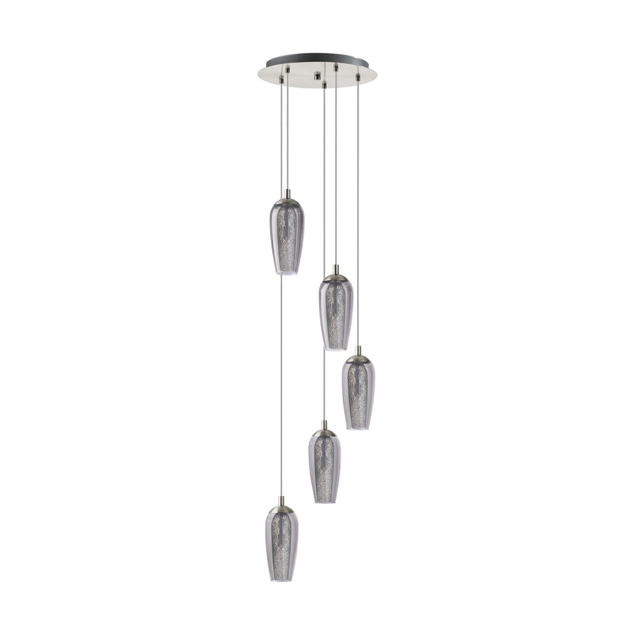 Vue rapprochée des cinq abat-jours en verre texturé et de la finition nickel et noire.