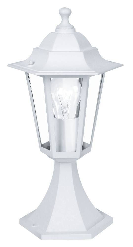 Vue de face du lampadaire blanc à lanterne hexagonale, ampoule transparente sur fond blanc