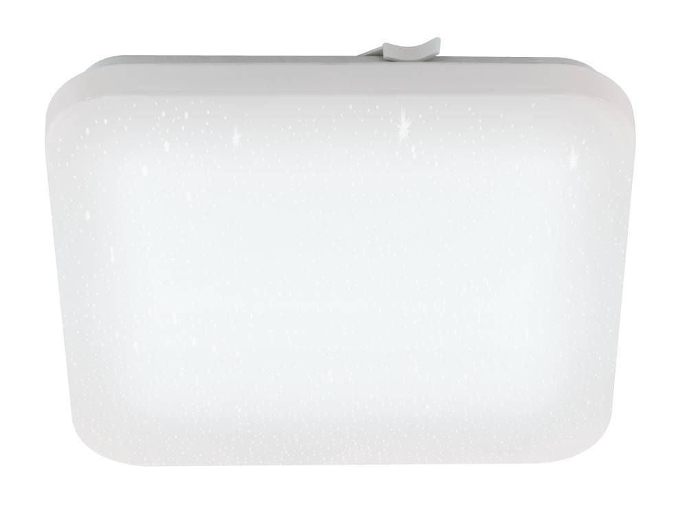 Plafonnier blanc de face sur fond neutre, forme carrée aux angles arrondis
