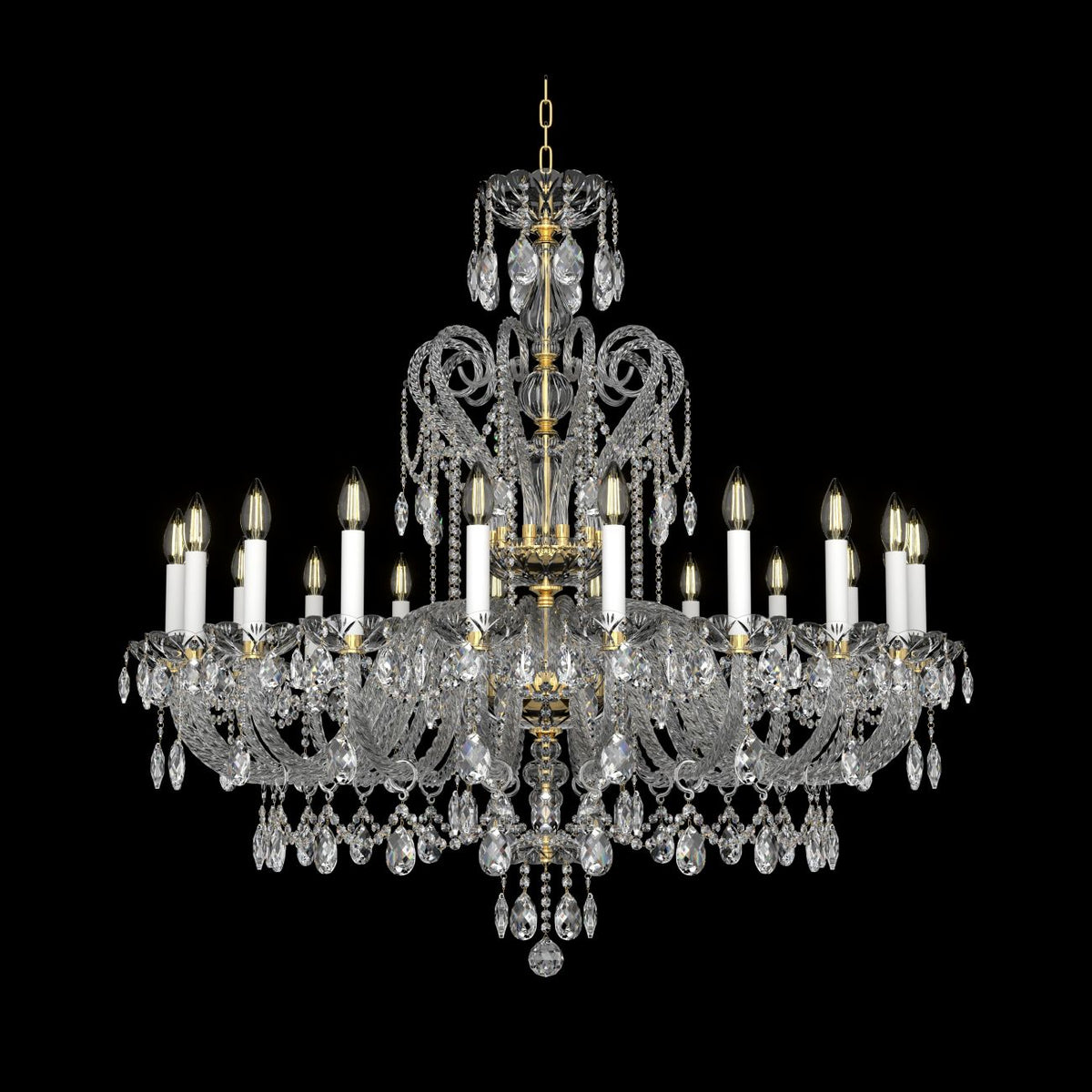 Lustre en cristal de Bohême à bras dorés et bougies, vue de face sur fond noir