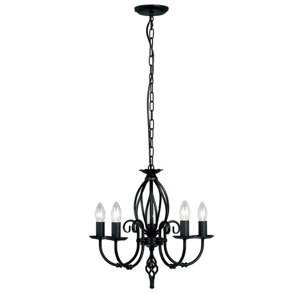 Lustre noir cinq lumières vu de face avec chaîne et ampoules allumées