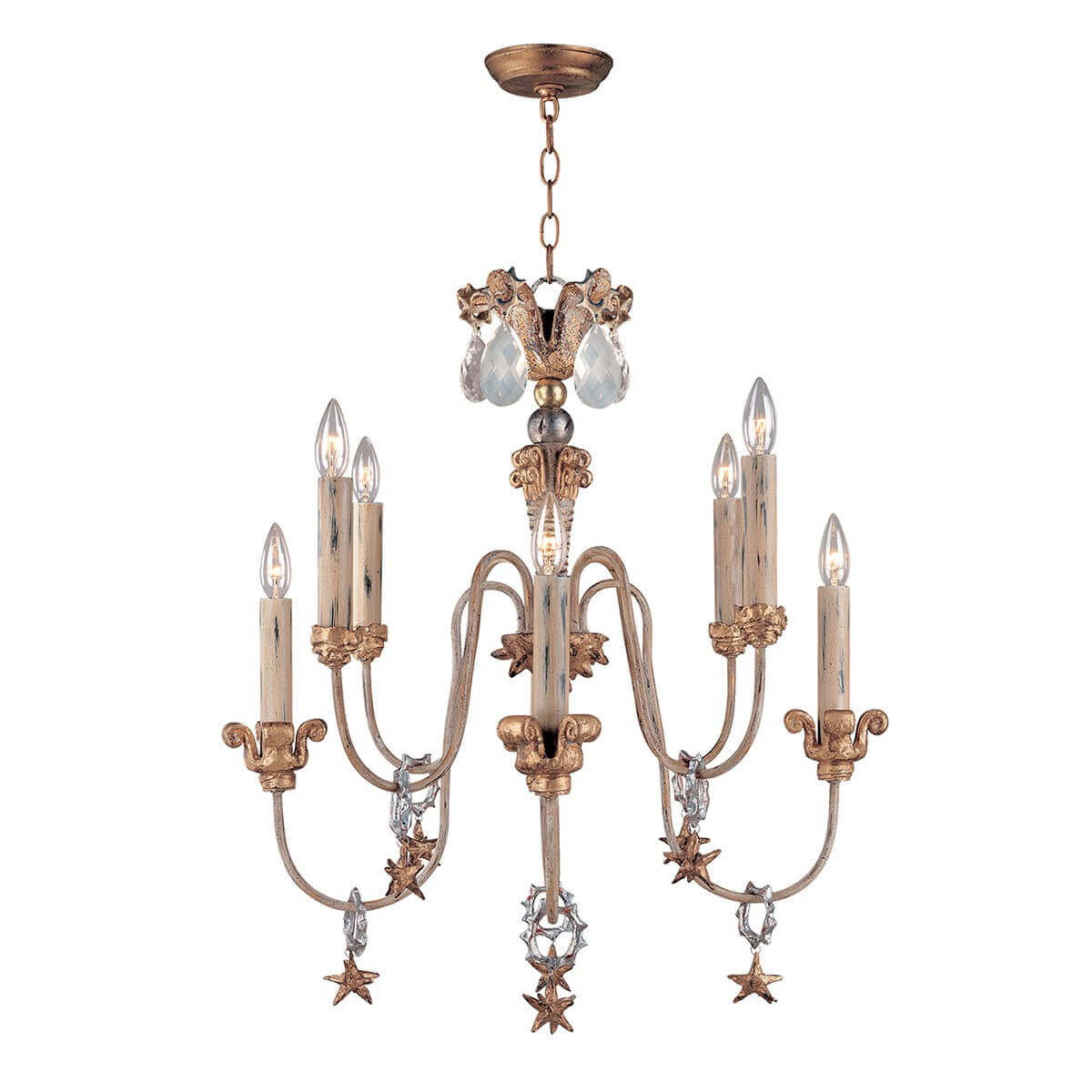 Lustre entier de face avec huit bras lumineux et pampilles en cristal.