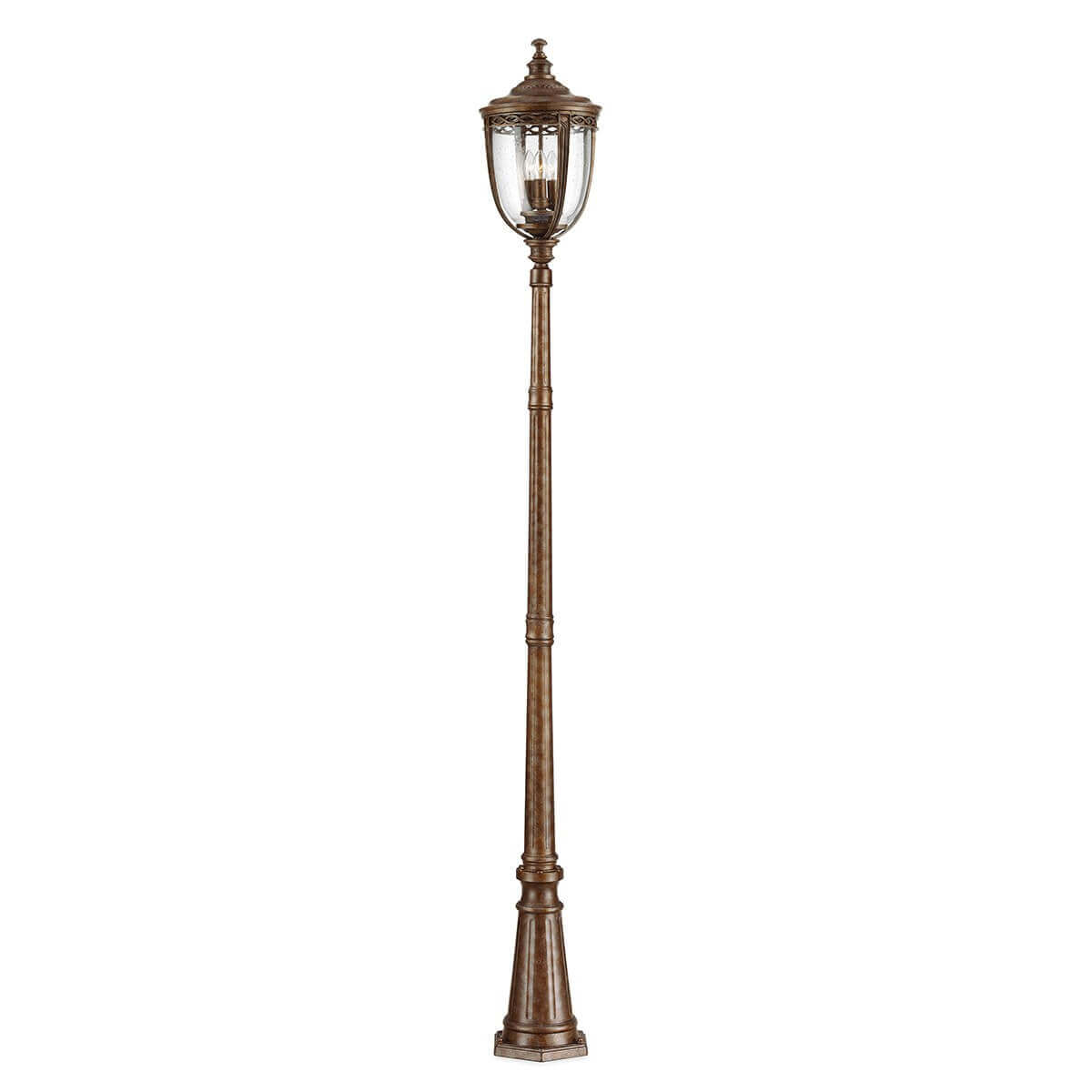 Lampadaire extérieur complet sur fond blanc, vu de face, avec lanterne et long pied.