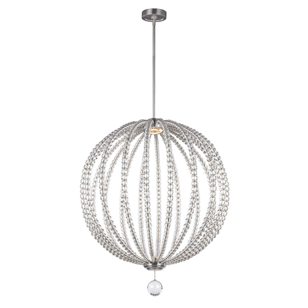 Suspension sphérique en perles de cristal avec finition nickel sur fond blanc