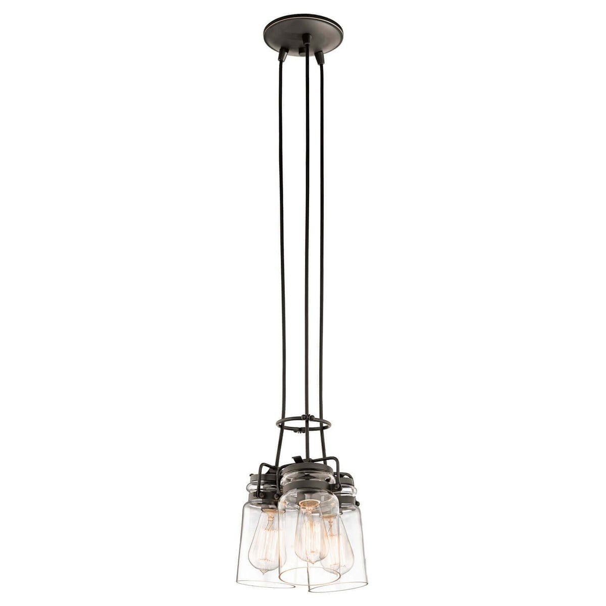 Vue entière du luminaire suspendu avec ses trois câbles noirs et ses diffuseurs en verre.