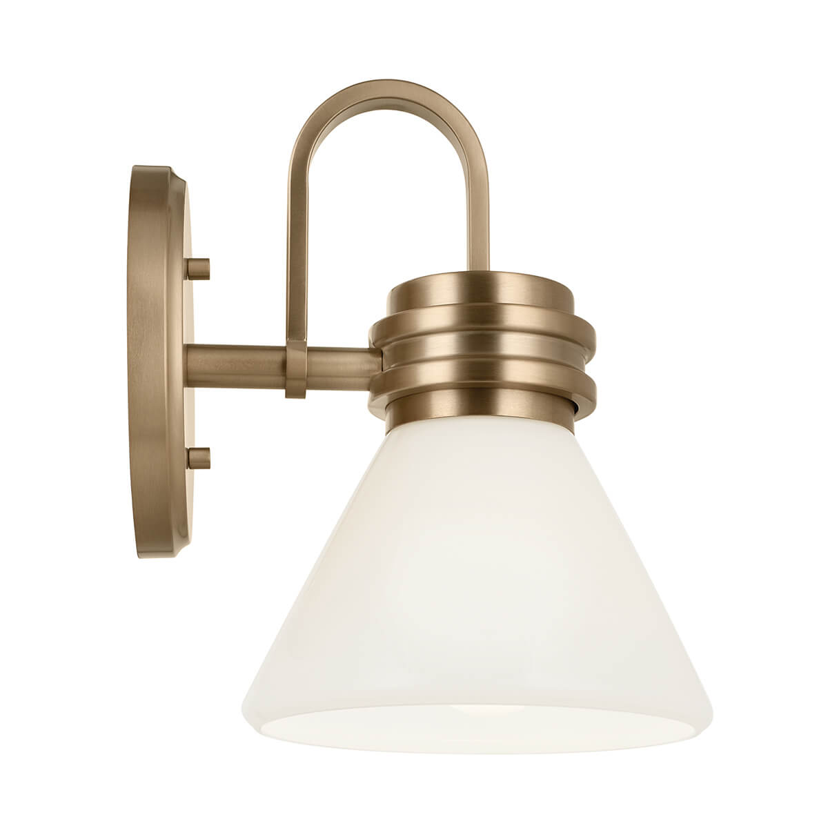 Profil de l'applique montrant la platine ronde et le bras courbé en métal bronze.