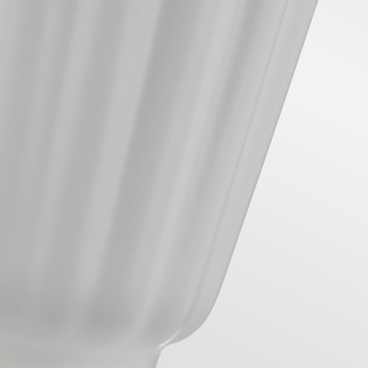 Lampe à poser Bexley blanche et laiton brossé, céramique