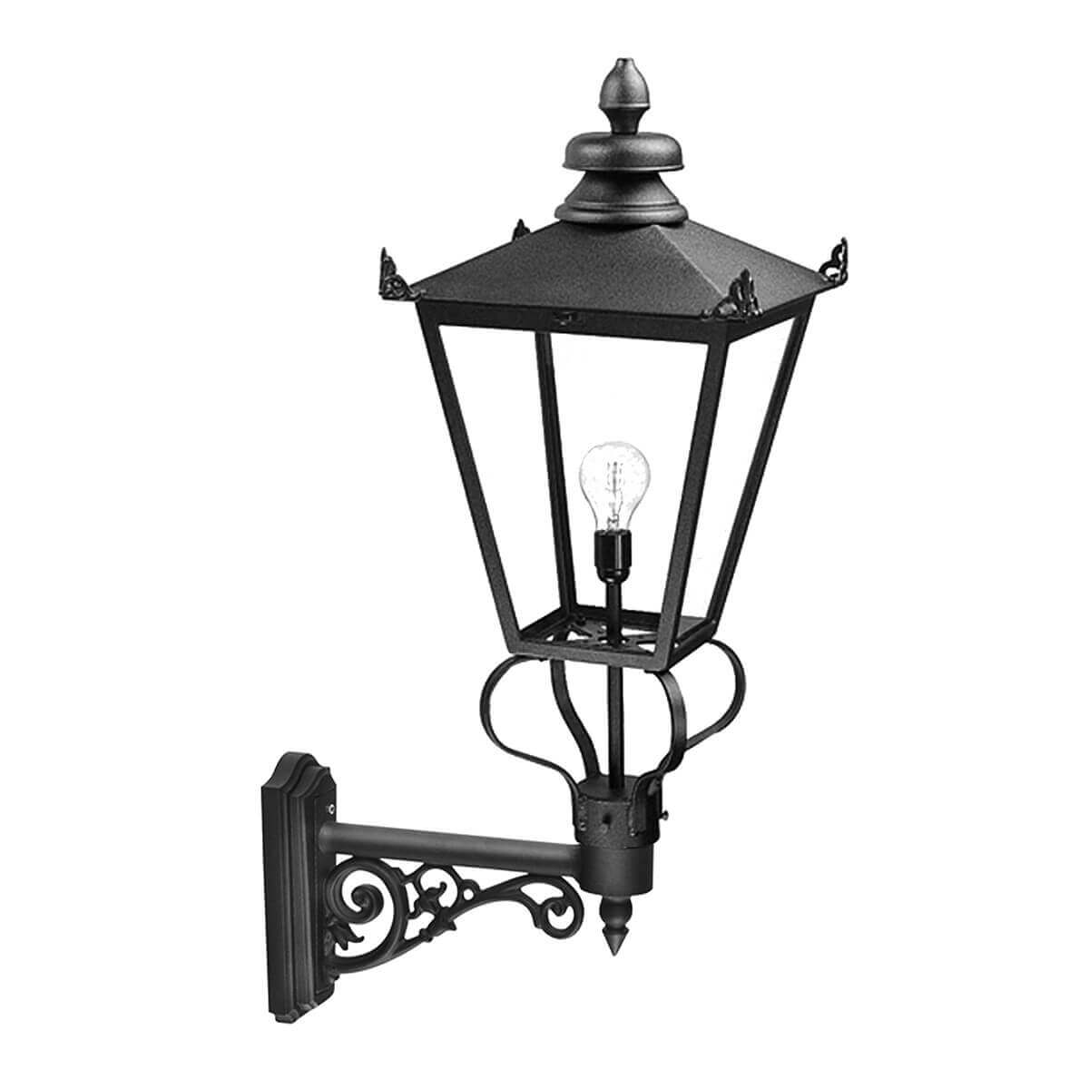 Produit de face : applique murale extérieure noire avec lanterne à panneaux de verre.