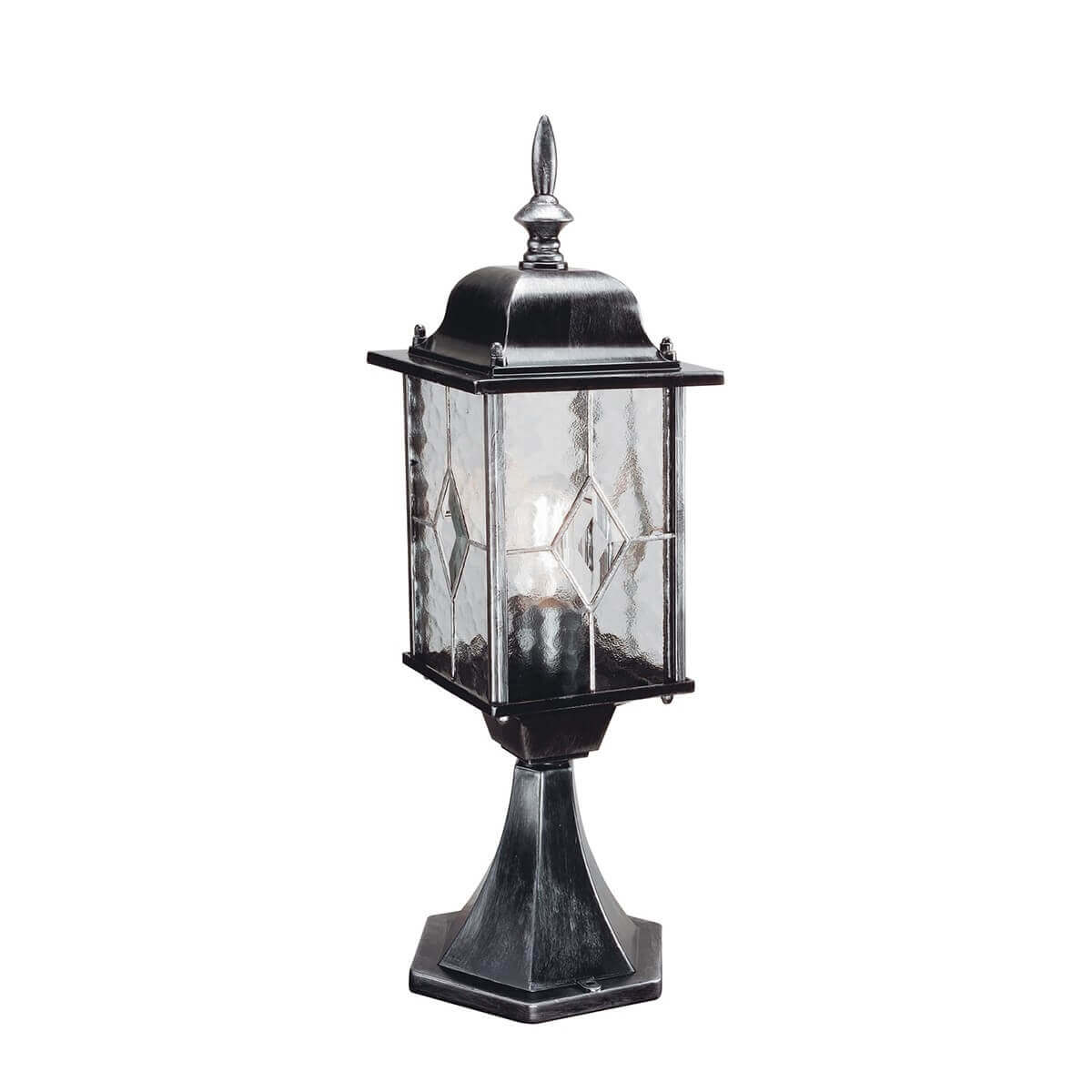 Vue d'ensemble du lampadaire sur socle, lanterne noire à verre gravé