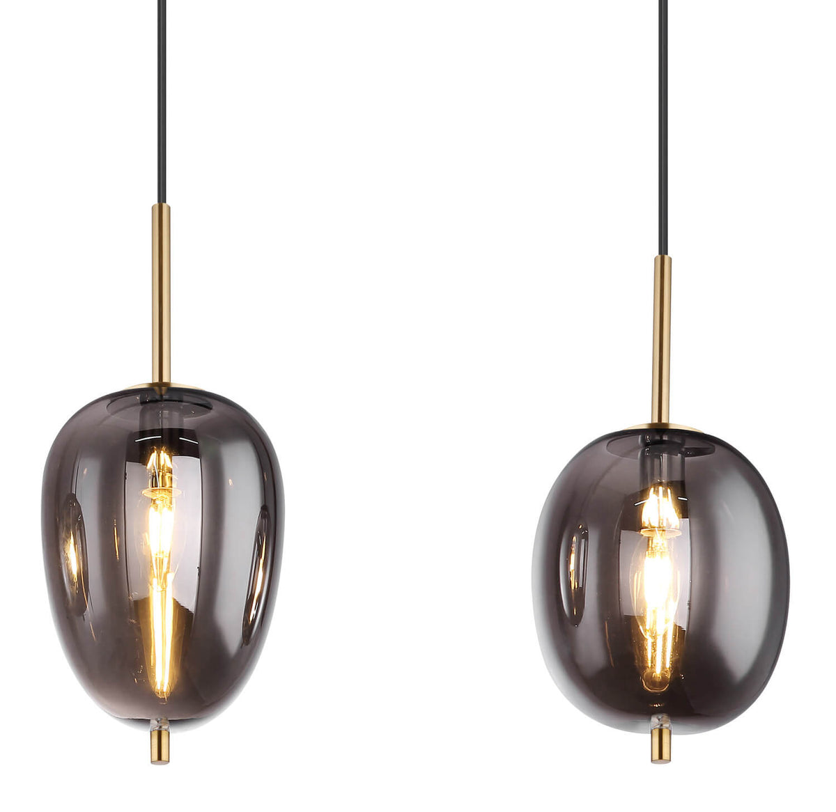 Détail rapproché de deux globes en verre fumé avec douilles et tiges en laiton