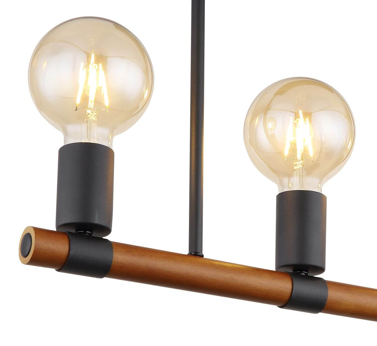 Gros plan sur la finition, colliers noirs et embouts en bois