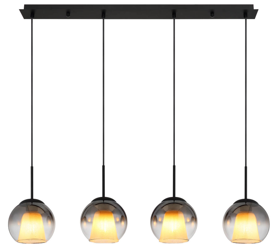Vue de face du luminaire éclairé, montrant les quatre suspensions alignées