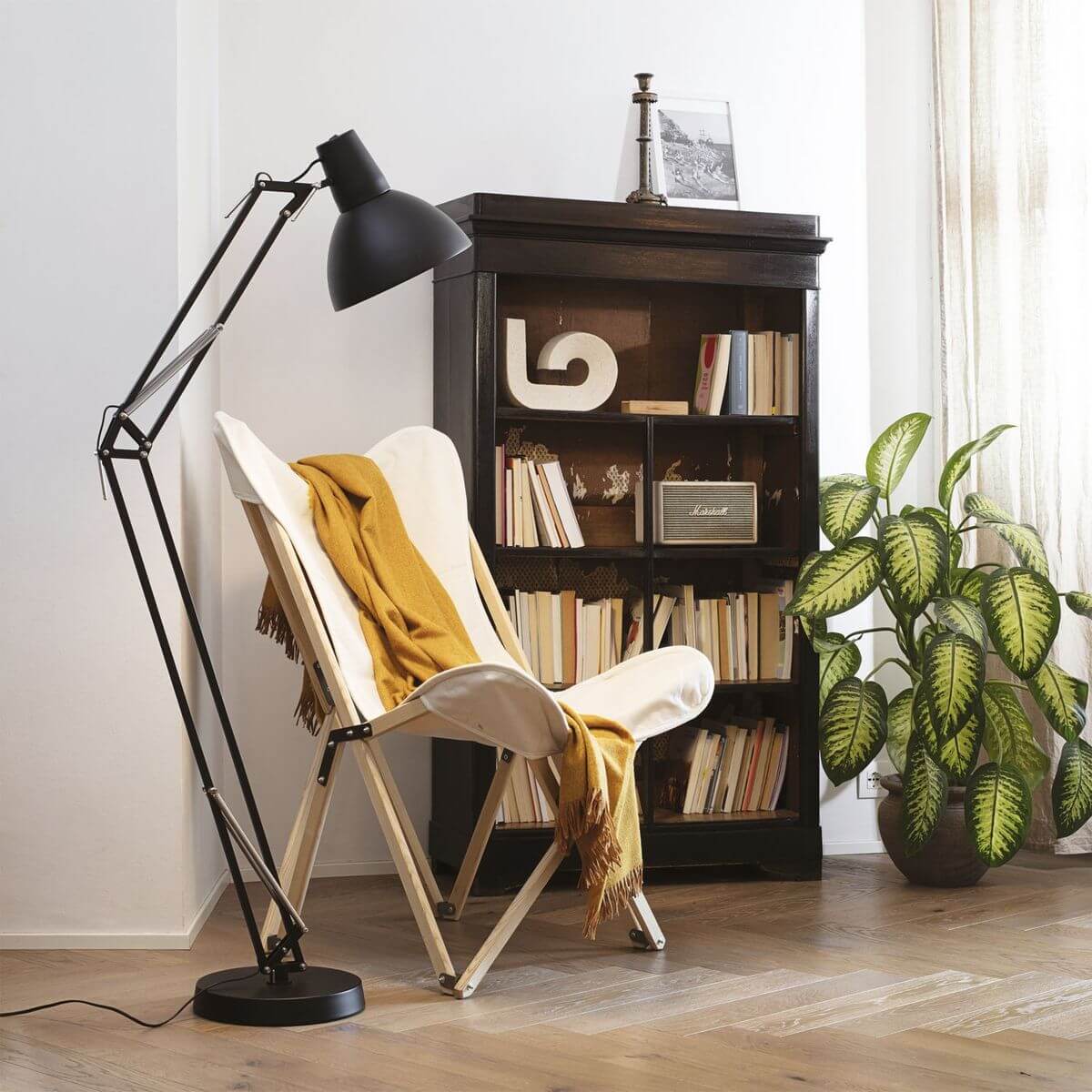 Lampadaire Wally noir