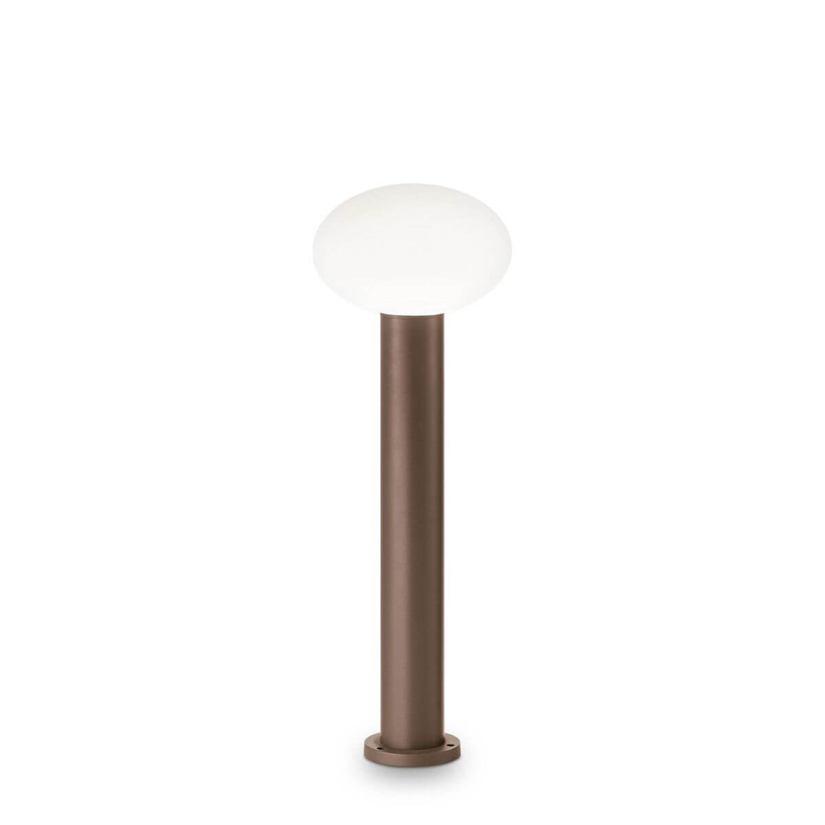 Lampadaire extérieur marron avec diffuseur blanc ovale sur pied cylindrique