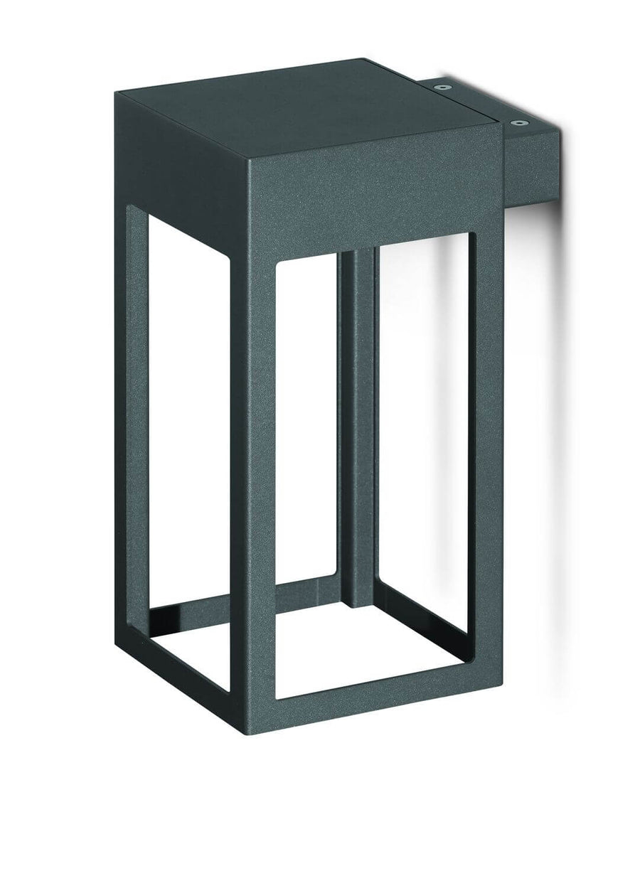 Produit de face sur fond blanc, structure carrée ajourée avec platine de fixation murale