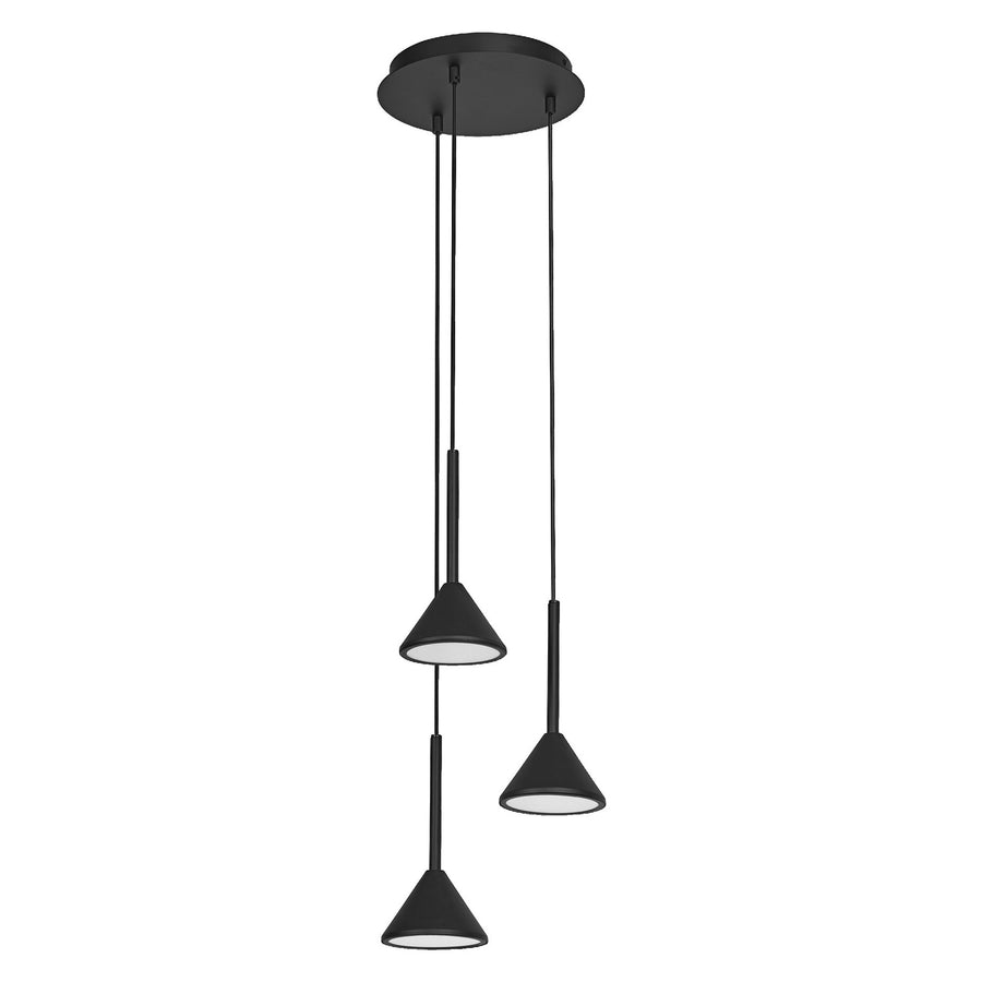 Suspension noire à trois abat-jours coniques suspendus à un pavillon rond
