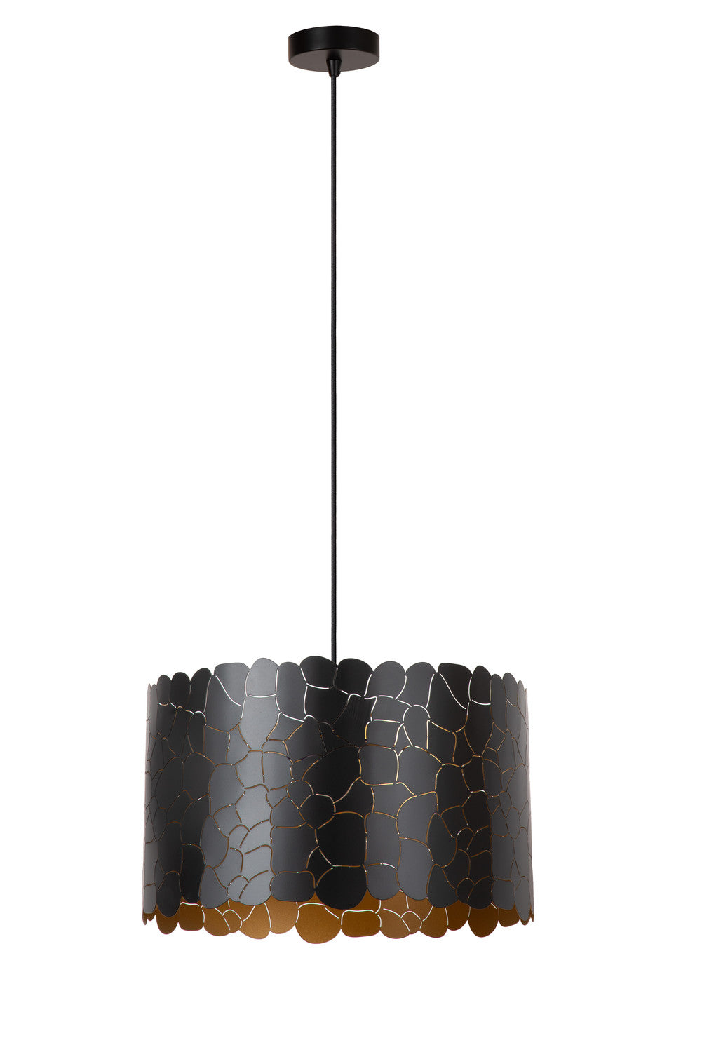 Vue de trois quarts du luminaire suspendu avec câble et rosace noirs