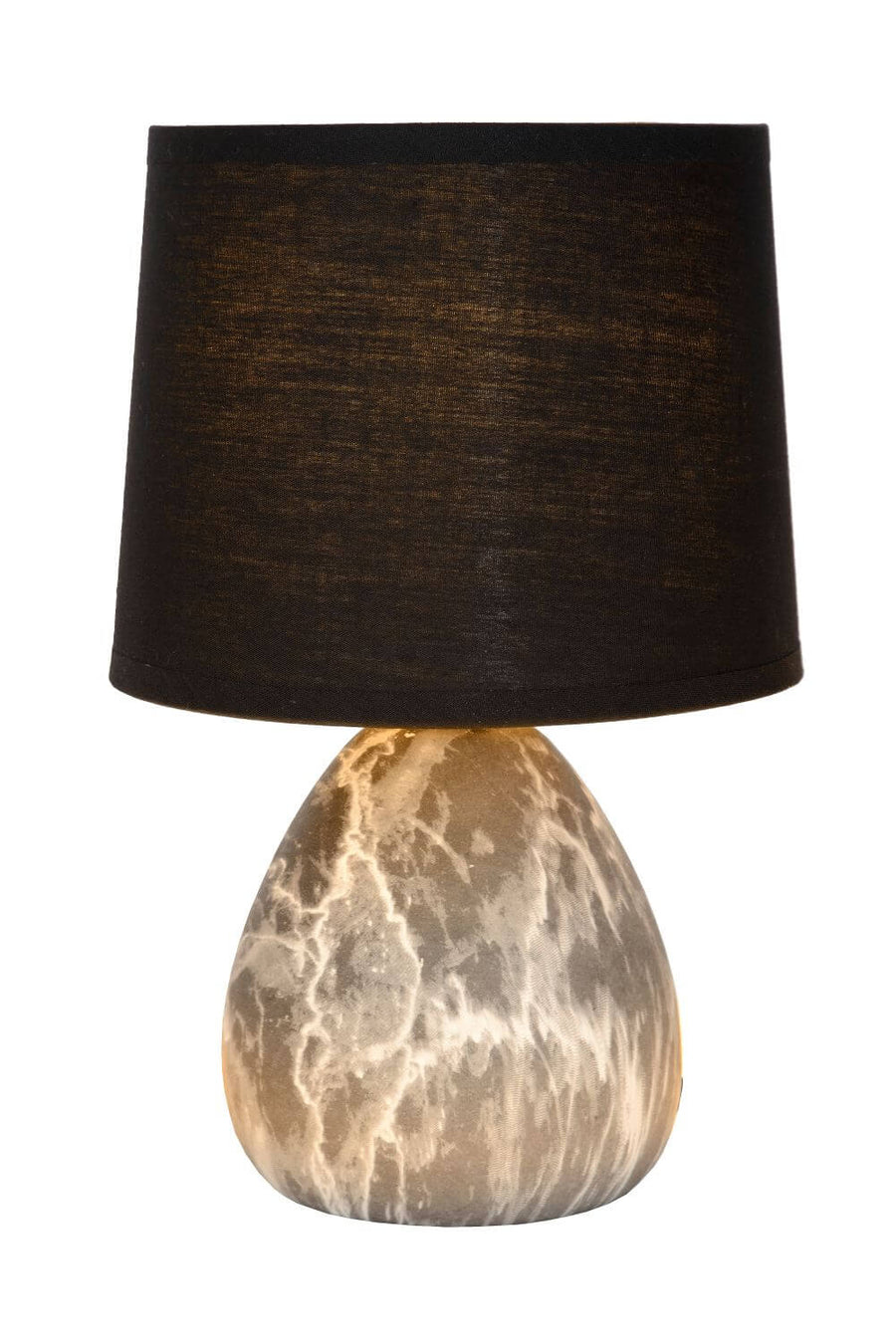 Vue de face du luminaire sur fond blanc, abat-jour noir et pied marbré gris et blanc.