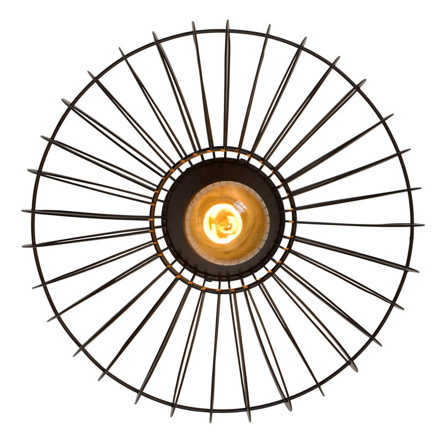 Vue de dessous en forme de roue, rayons métalliques partant du centre lumineux