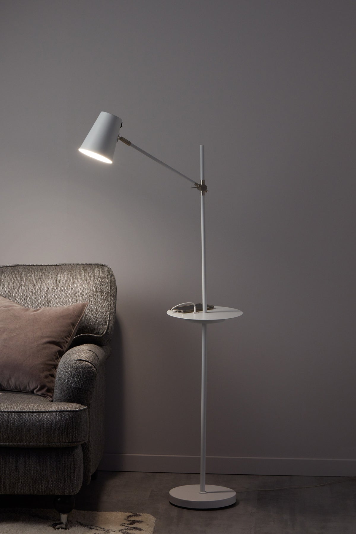 Lampadaire Linear avec port USB