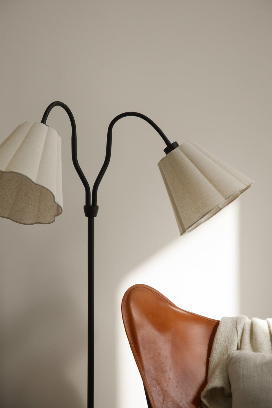 Lampadaire Veya 2 lumières avec abat-jour en lin
