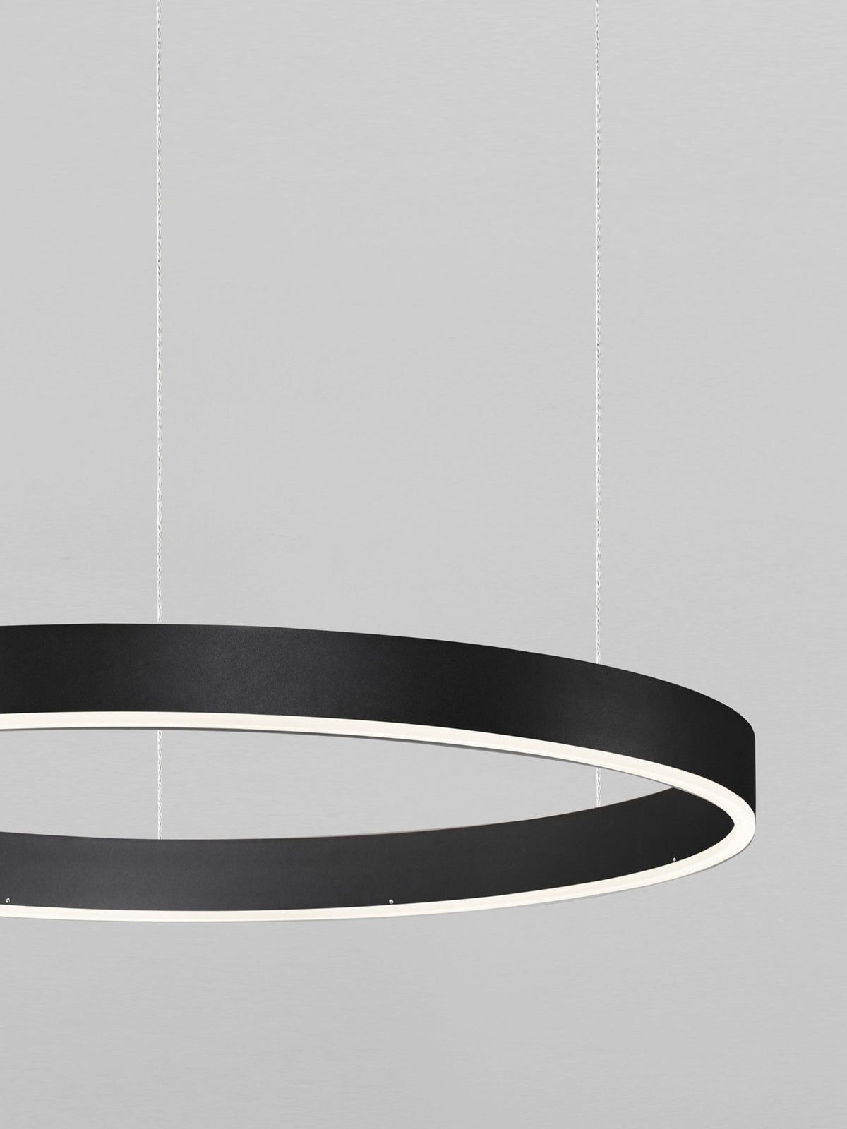 Suspension Motif noire, H 150 cm