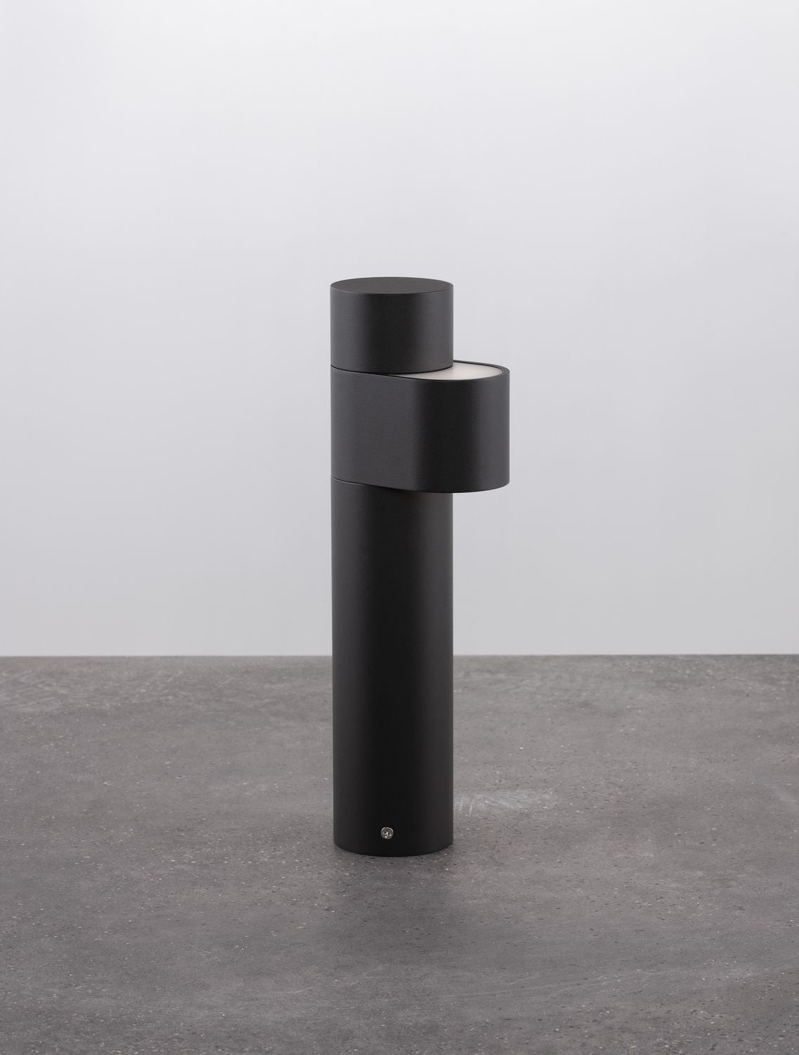 Borne extérieure Aduro noire, H 35 cm