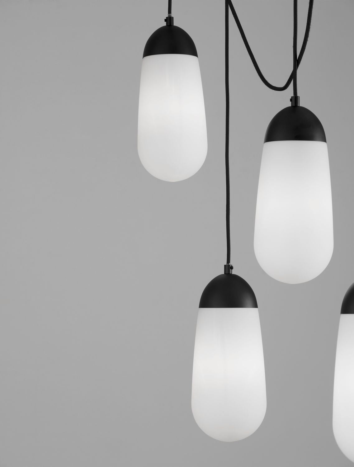 Suspension Blaky 5 lumières noire, verre, H 150 cm