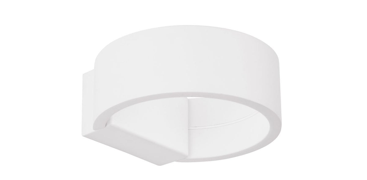 Vue de face du luminaire blanc cylindrique sur fond neutre, abat-jour ouvert.