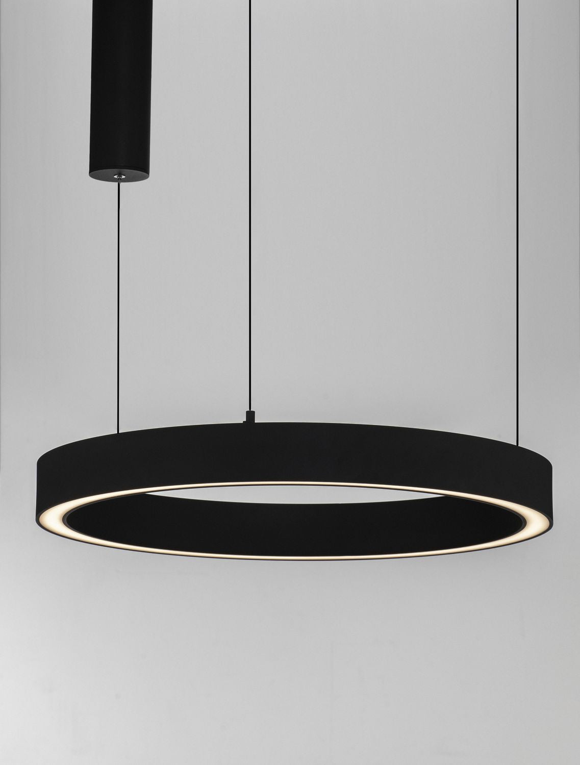 Suspension Sting noire (9558601)