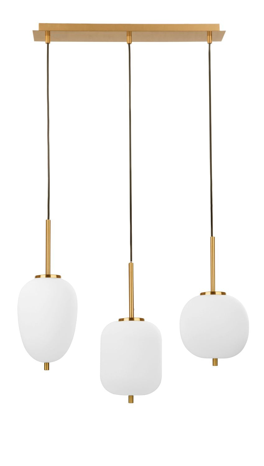 Vue de face du luminaire sur fond blanc, trois abat-jours de verre opalin