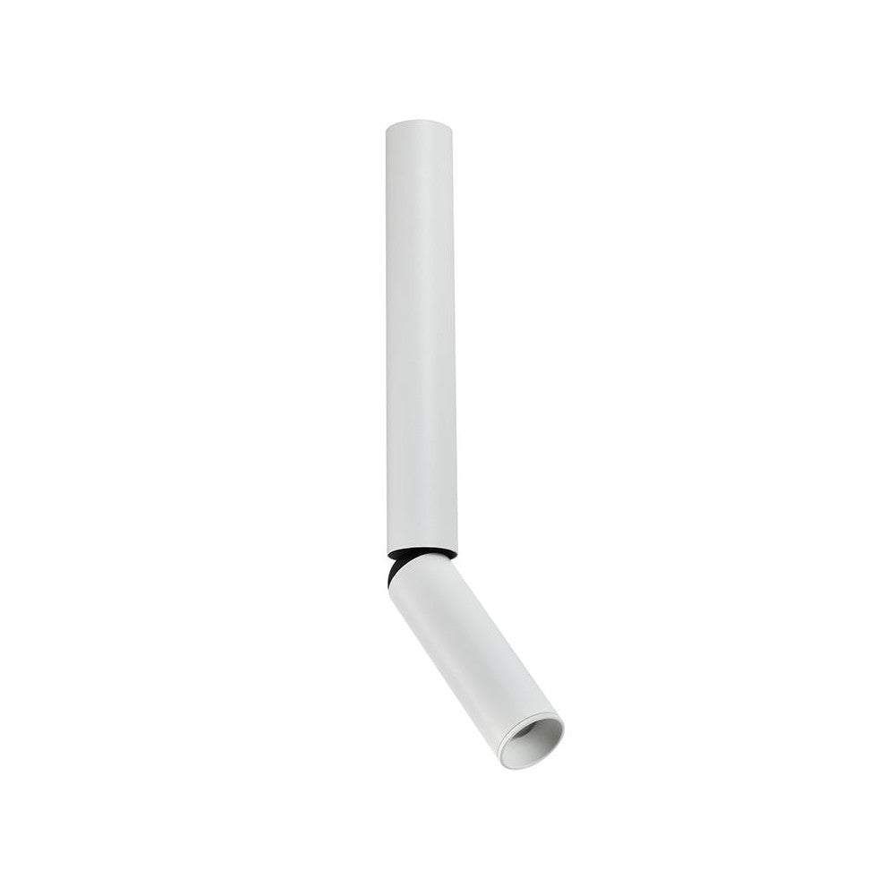 Luminaire blanc de face, tube vertical et tête inclinée vers le bas.