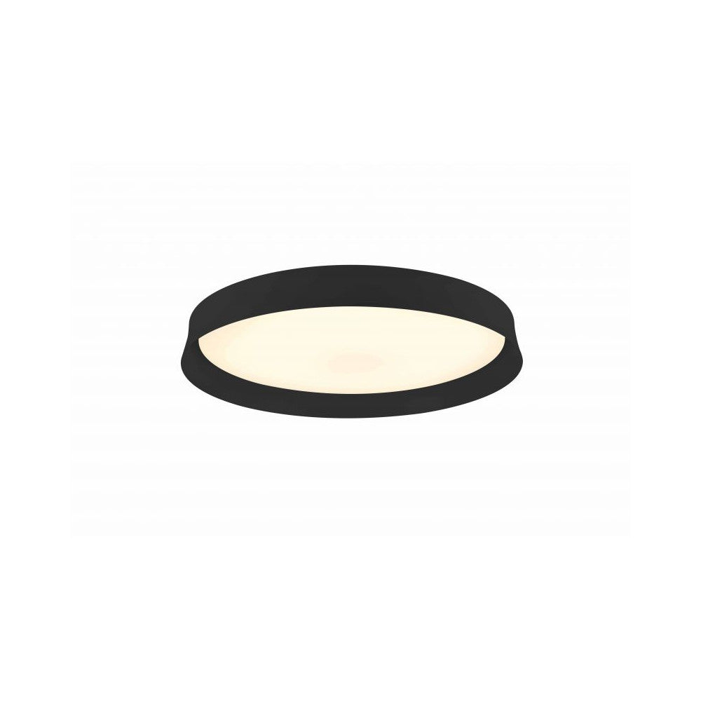 Luminaire allumé sur fond blanc, halo de lumière chaude sous le diffuseur