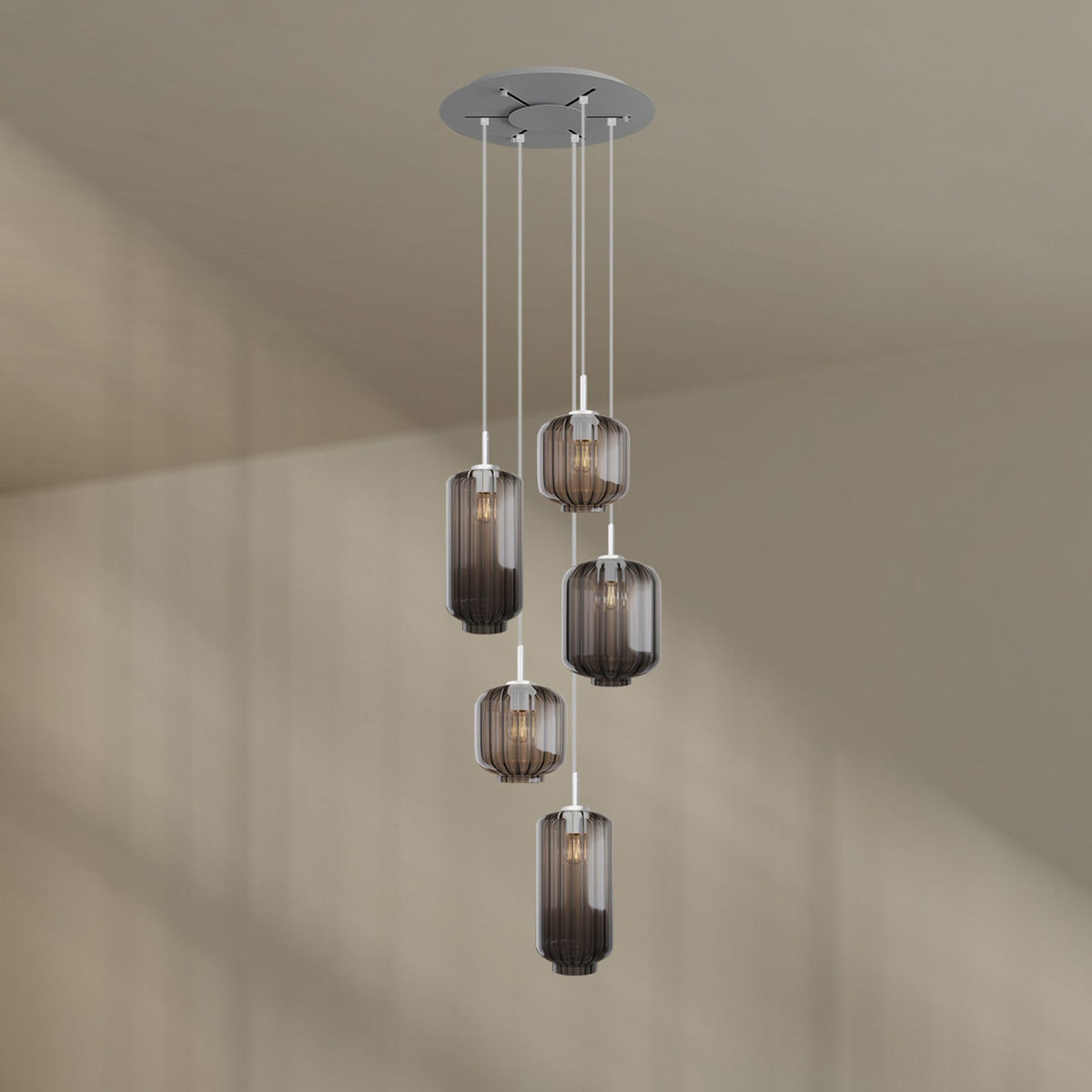 Suspension grande hauteur Velo 5 lumières, rosace Ø 60 cm, verres Ø 18, 20 et 25 cm