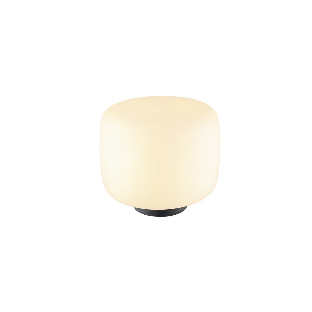 Lampe à poser au diffuseur en verre opale blanc arrondi, allumée sur fond neutre