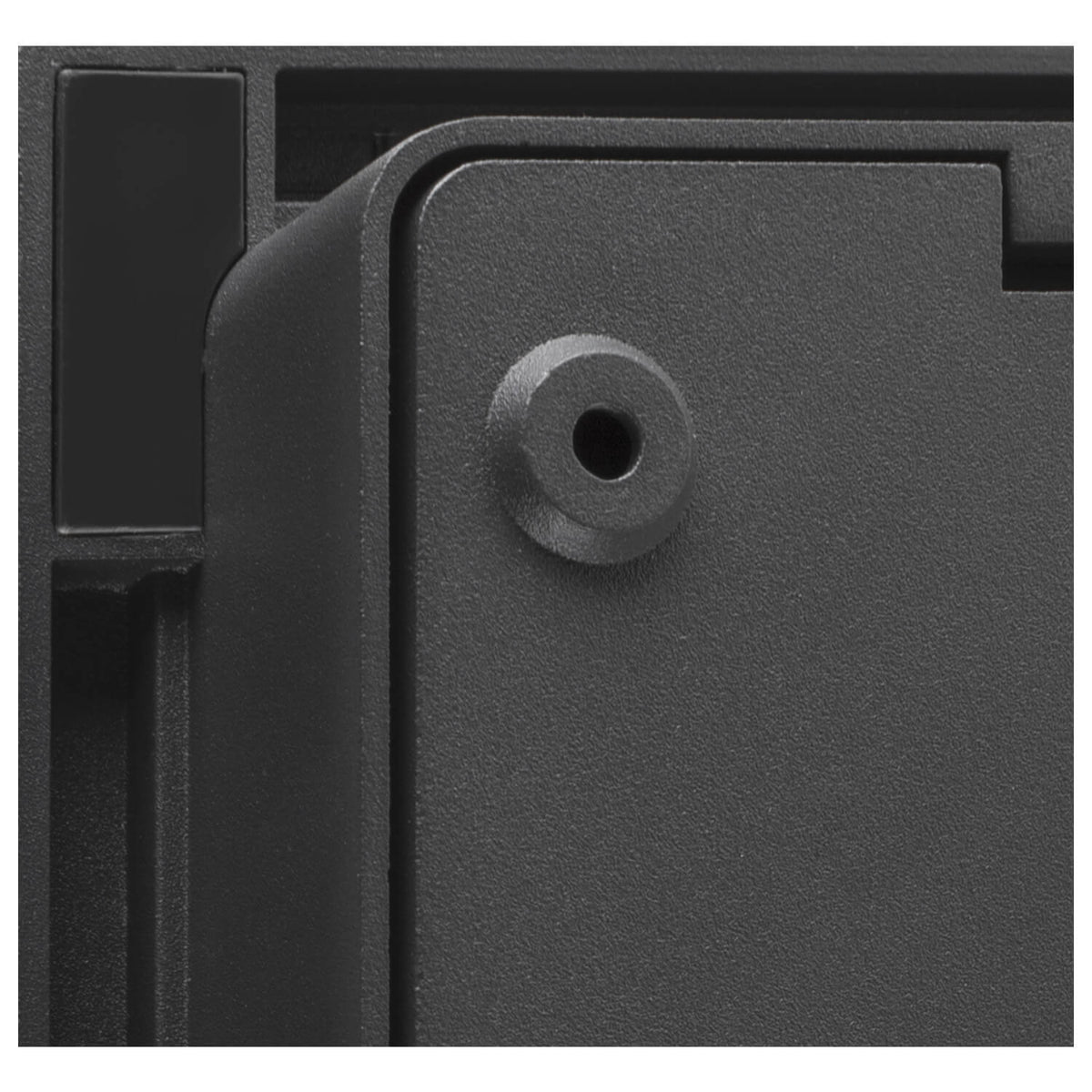 Détail de la finition anthracite granuleuse et vis de fixation sur le cadre.