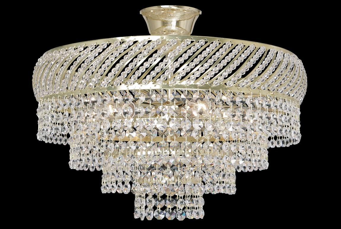 Plafonnier doré en cristal sur fond noir, produit vu de face