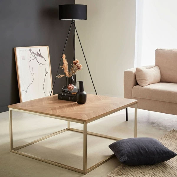 Couchtisch im Fischgrätmuster-Design | Kin