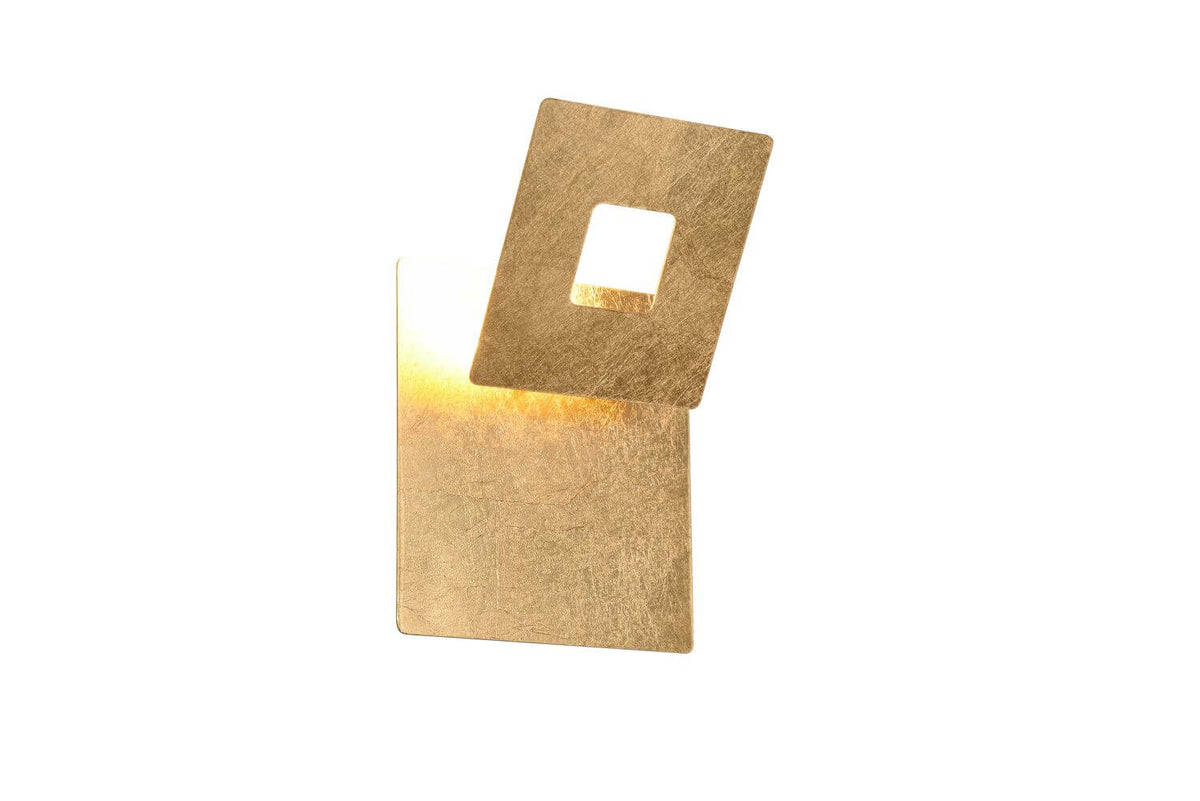 Vue de face sur fond blanc, deux plaques carrées dorées décalées en superposition