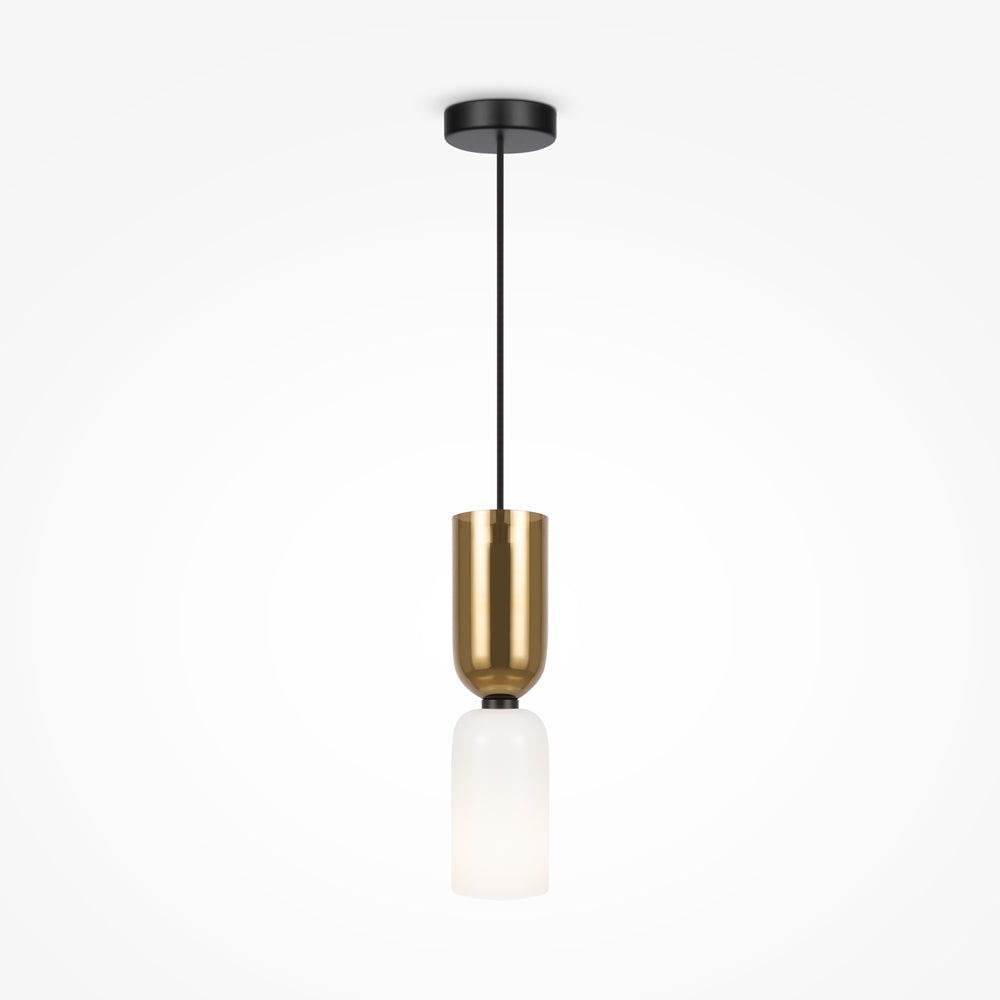 Suspension vue de face sur fond blanc, cabanon noir, câble et abat-jour cylindrique laiton