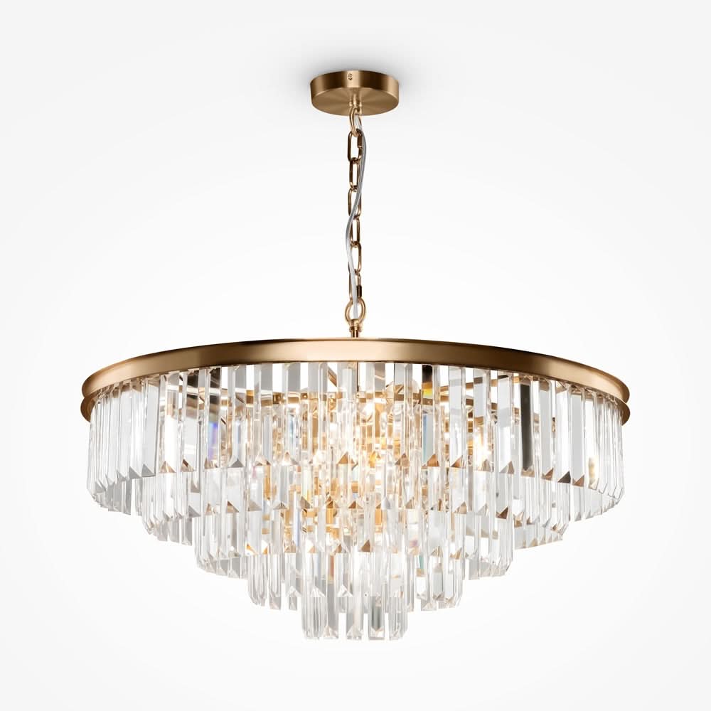 Suspension vue de face avec chaîne, cerclage doré et prismes en cristal