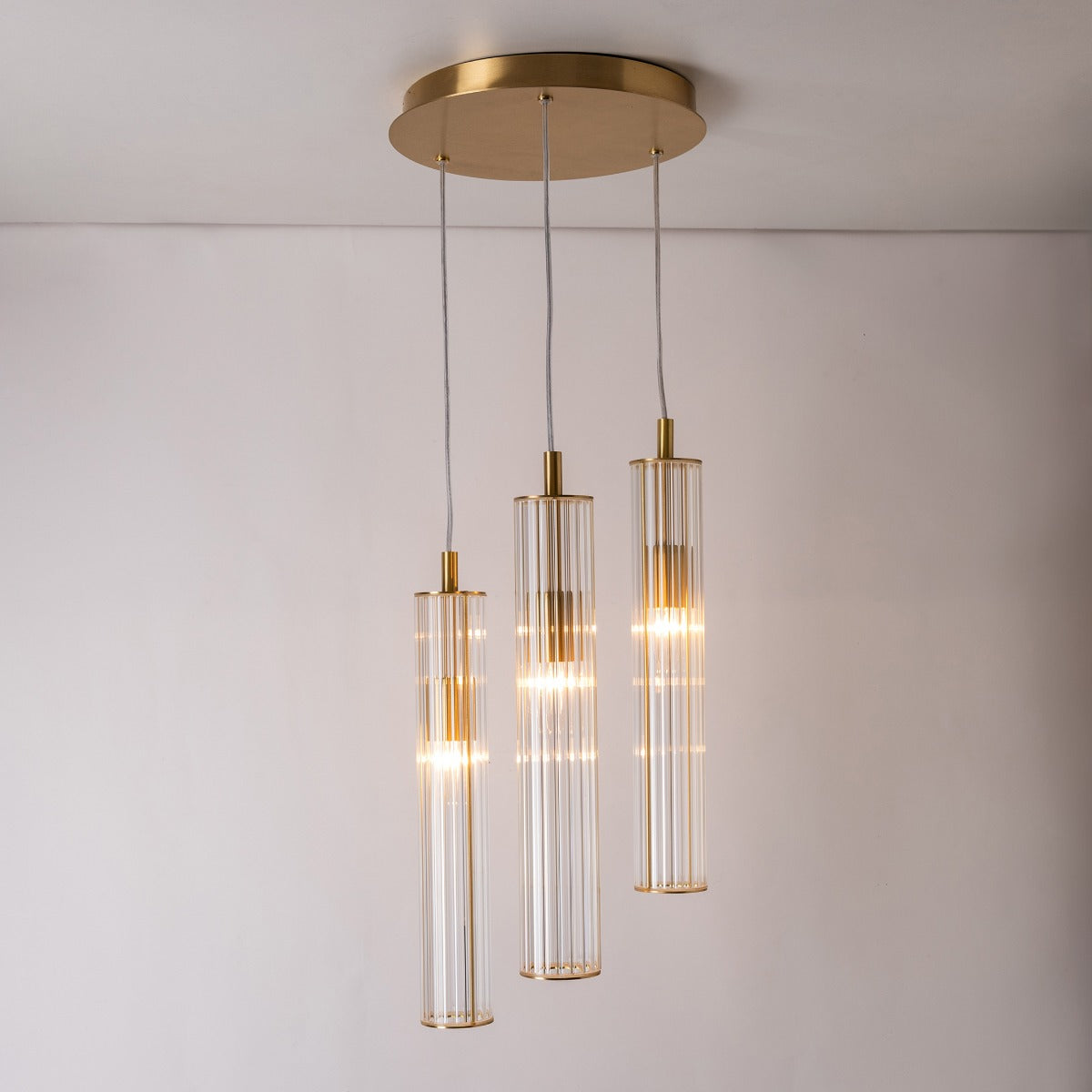Suspension Aria 3 lumières laiton brossé, verre