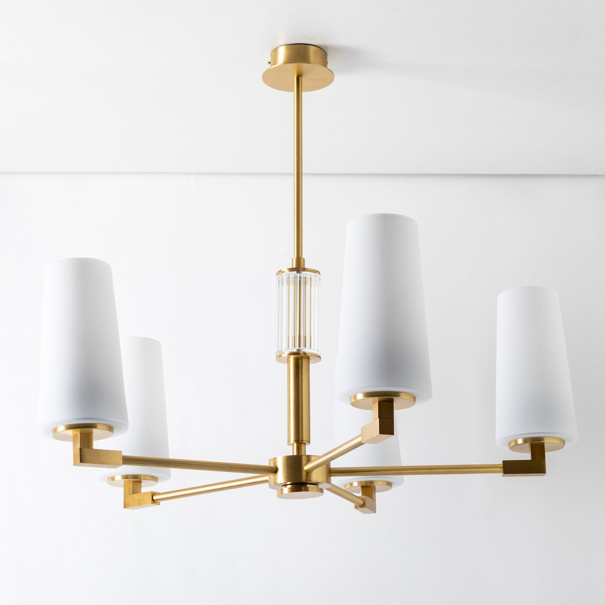 Suspension Vincenza 5 lumières laiton brossé et opale, verre