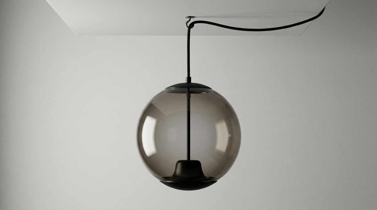 Wie befestigt man einen Kronleuchter mit Haken an der Decke?