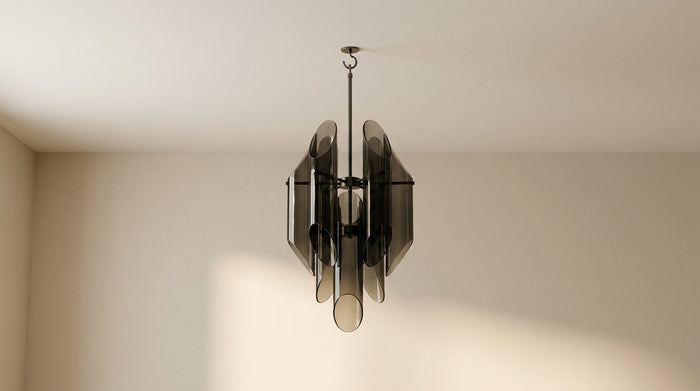 Wie befestigt man einen Kronleuchter mit Haken an der Decke?