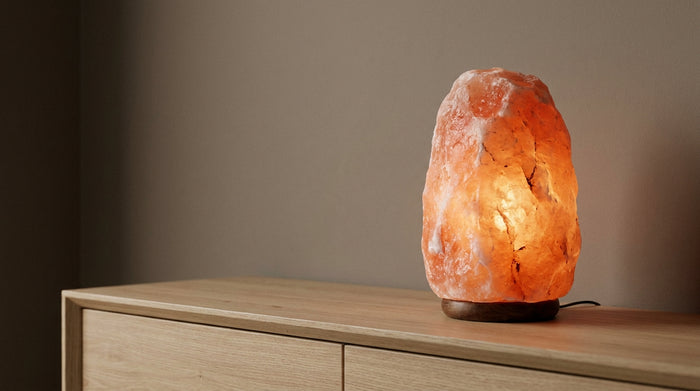 Reconnaître une vraie lampe de sel : les 5 tests fiables