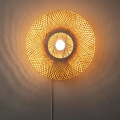 Wandleuchte aus Bambus, Weide und Rattan