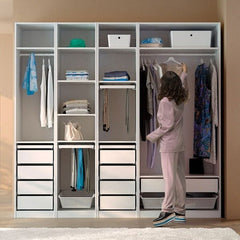 Kleiderschrank