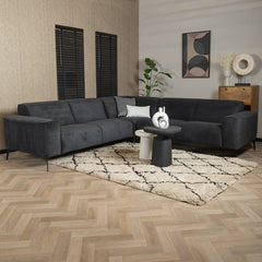 Schwarzes Sofa