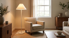 Weiße Wohnzimmer-Stehlampe